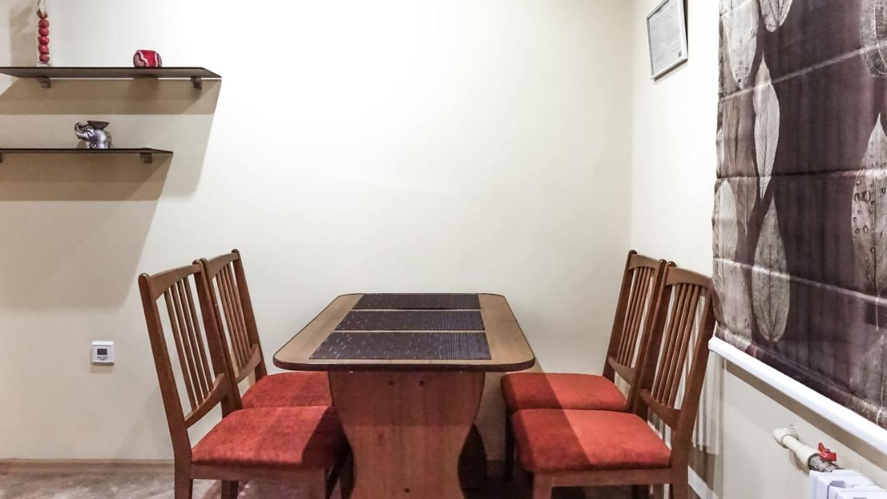 Doba In Ua Peremoga 公寓 *